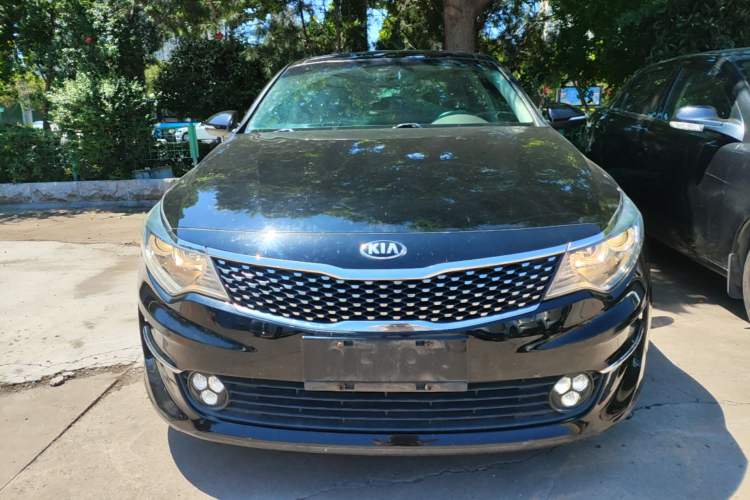 Used Kia K5 2016 2.0L Automatic LUX Front