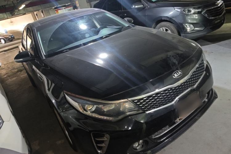 Used Kia K5 2016 1.6T Automatic LUX Front Right 45 Deg