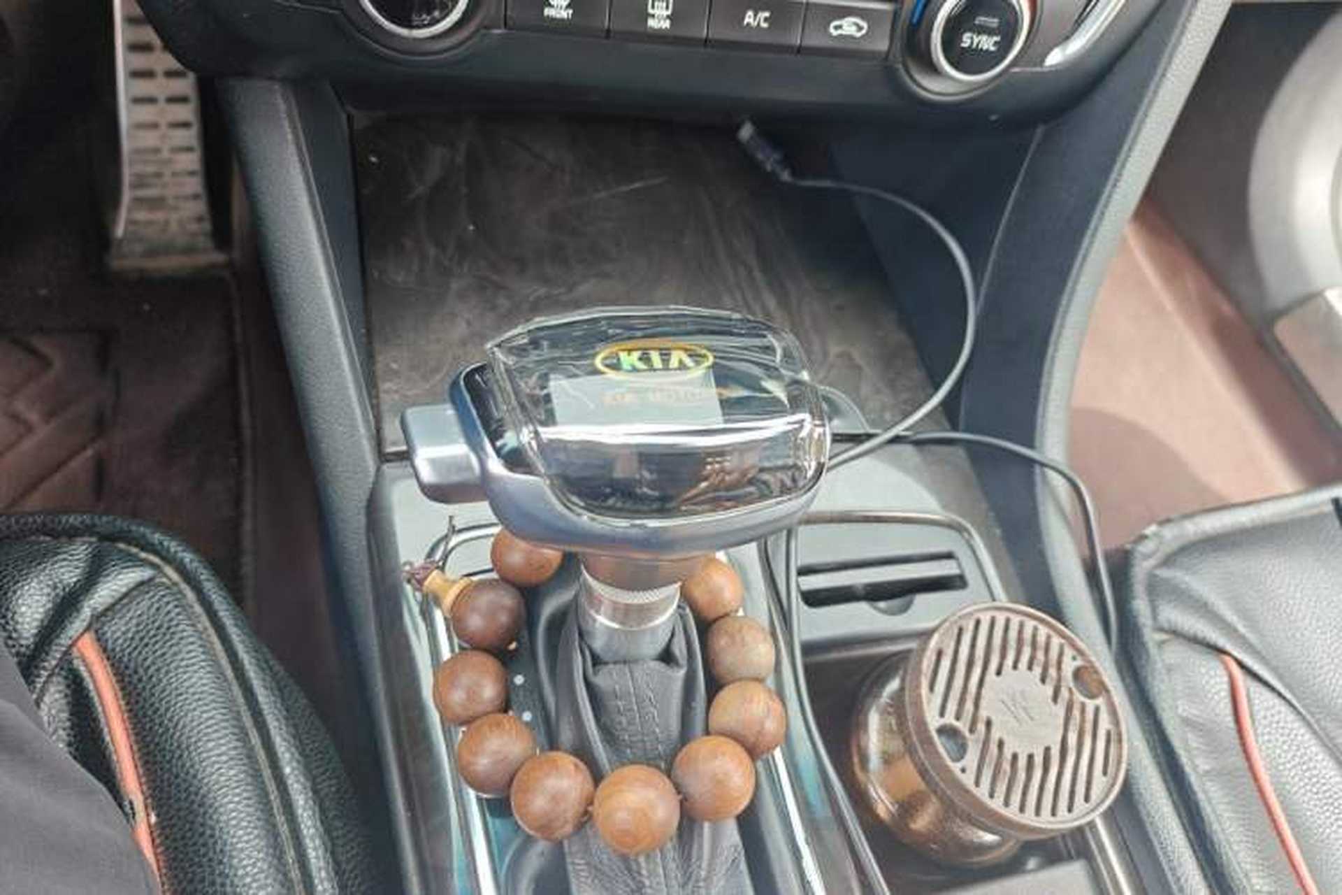 Used Kia K5 2016 1.6T Automatic LUX Gear Lever