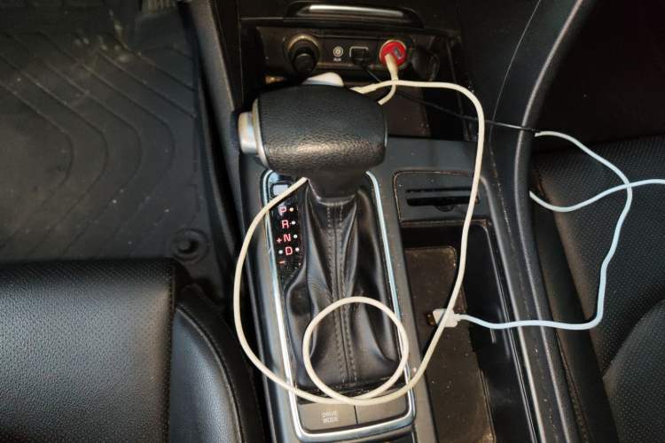 Used Kia K5 2016 2.0L Hybrid GLS Gear Lever