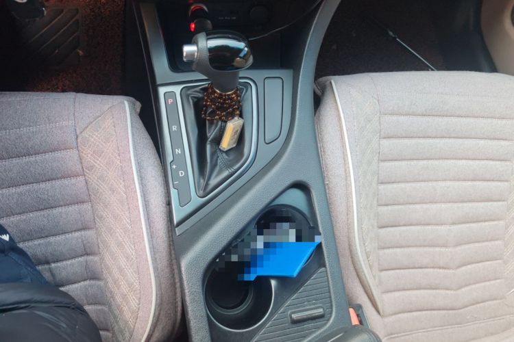 Used Kia K5 2016 2.0L Automatic GL Gear Lever