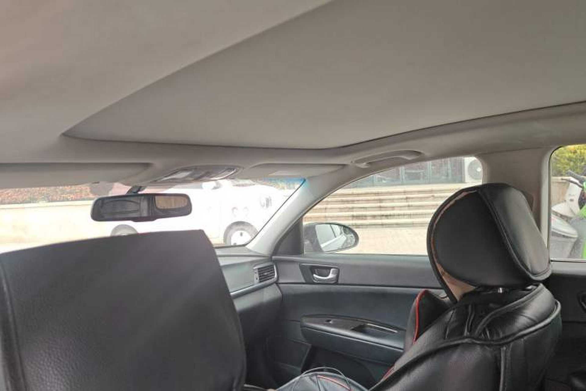 Used Kia K5 2016 1.6T Automatic LUX Headliner