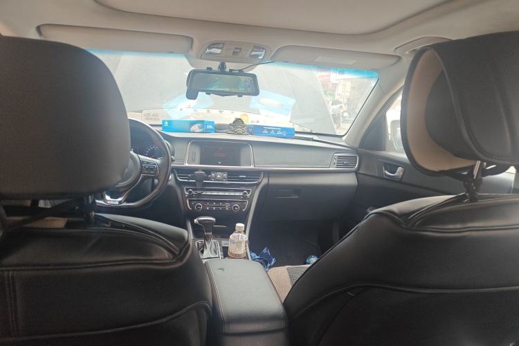Used Kia K5 2016 1.6T Automatic LUX Headliner