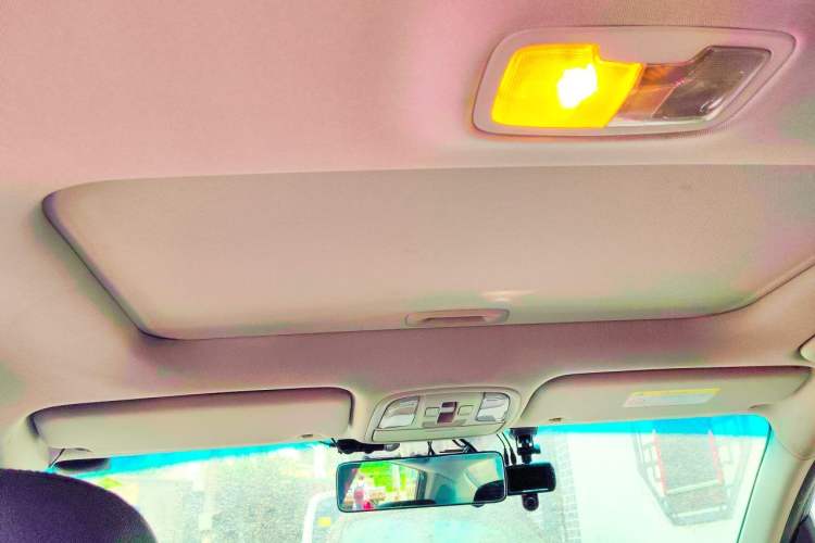 Used Kia K5 2016 2.0L Hybrid GLS Headliner