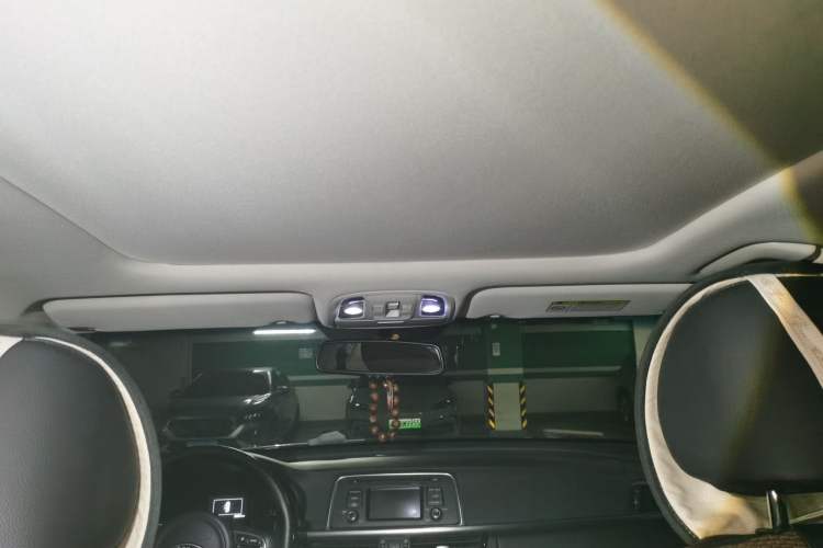 Used Kia K5 2016 2.0L Automatic LUX Headliner