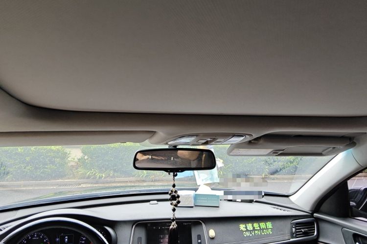 Used Kia K5 2016 1.6T Automatic LUX Headliner