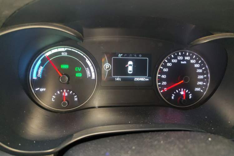 Used Kia K5 2016 2.0L Hybrid GLS Instrument Cluster
