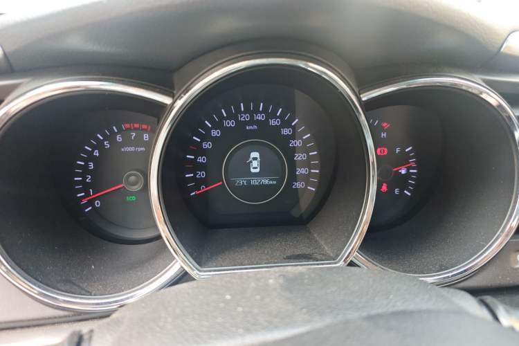 Used Kia K5 2016 2.0L Automatic GL Instrument Cluster