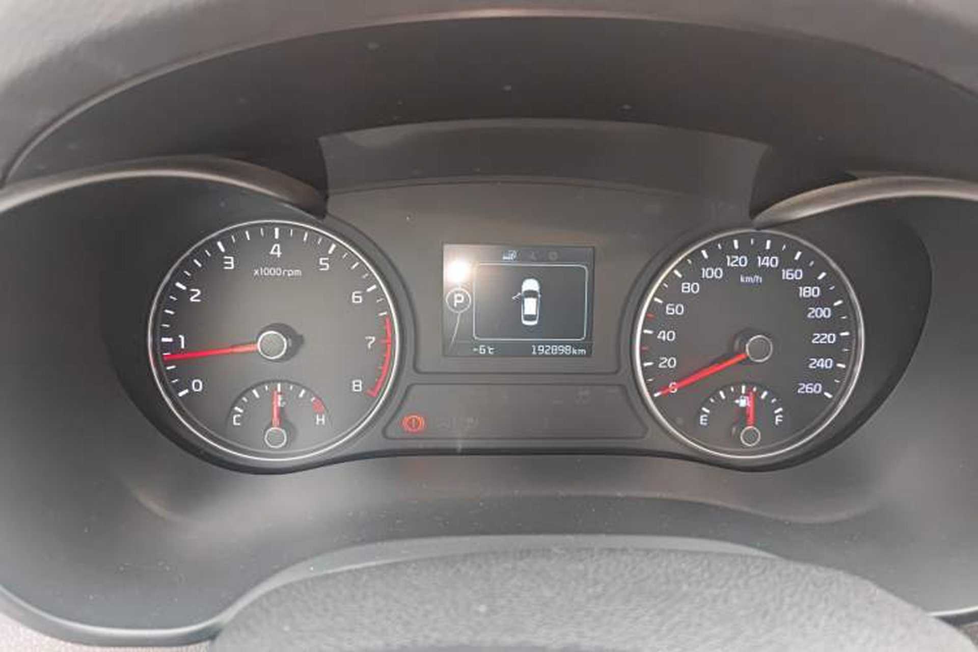 Used Kia K5 2016 1.6T Automatic LUX Instrument Cluster