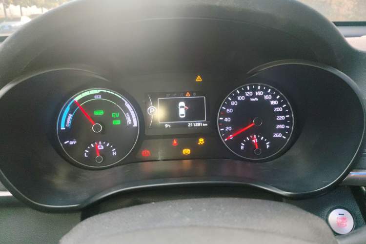Used Kia K5 2016 2.0L Hybrid GLS Instrument Cluster