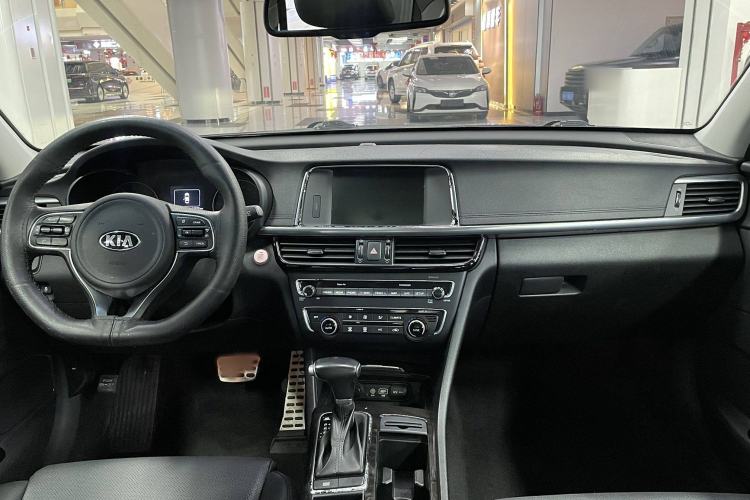 Used Kia K5 2016 1.6T Automatic LUX Interior 1