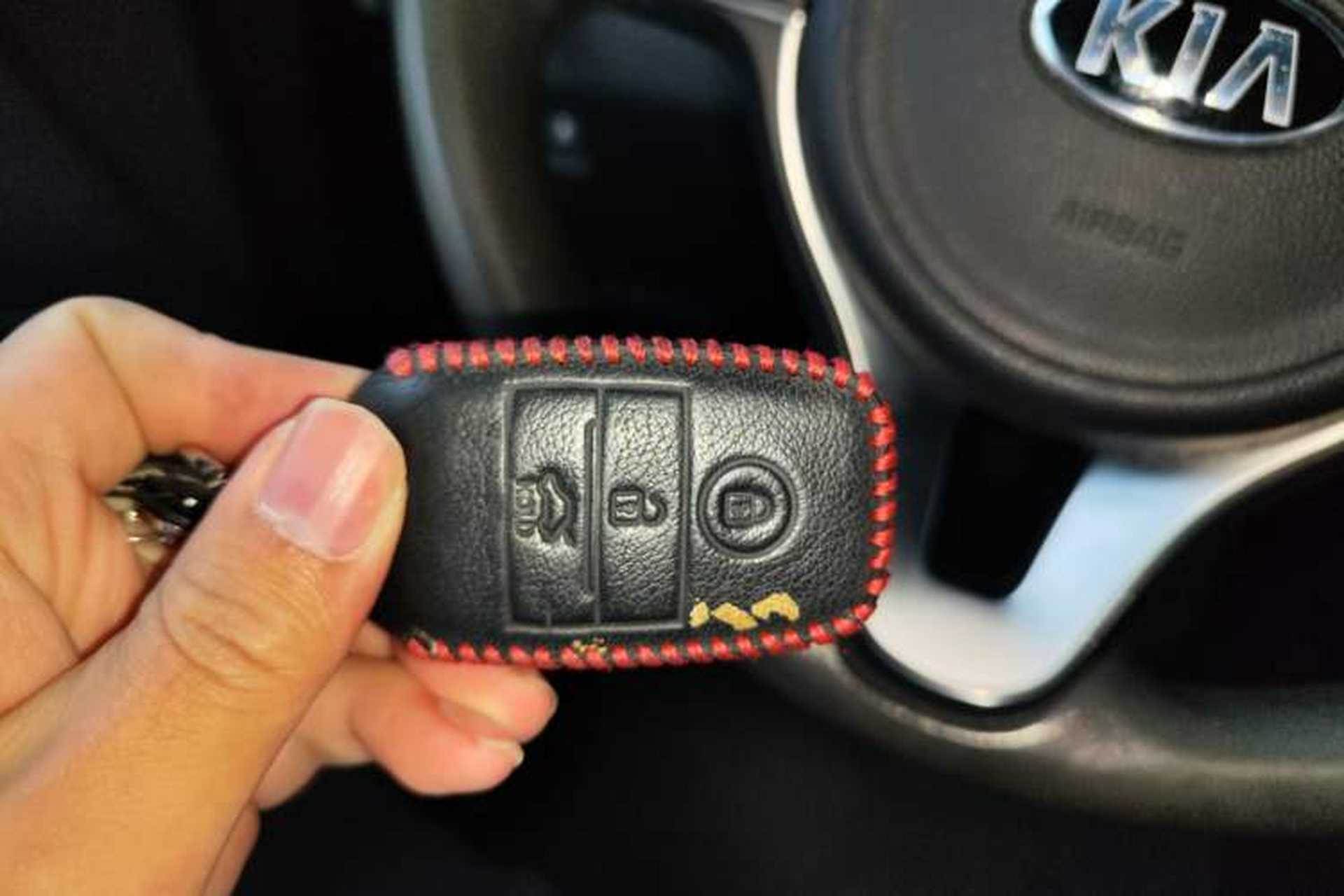 Used Kia K5 2016 2.0L Hybrid GLS Interior 1