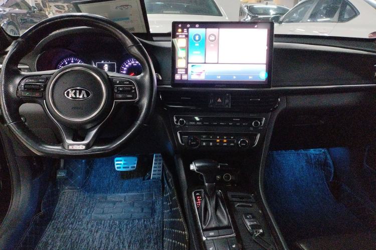 Used Kia K5 2016 1.6T Automatic PRM Interior 3