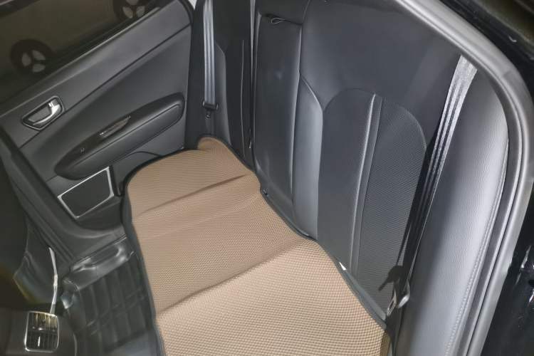 Used Kia K5 2016 2.0L Automatic LUX Left Rear Seat