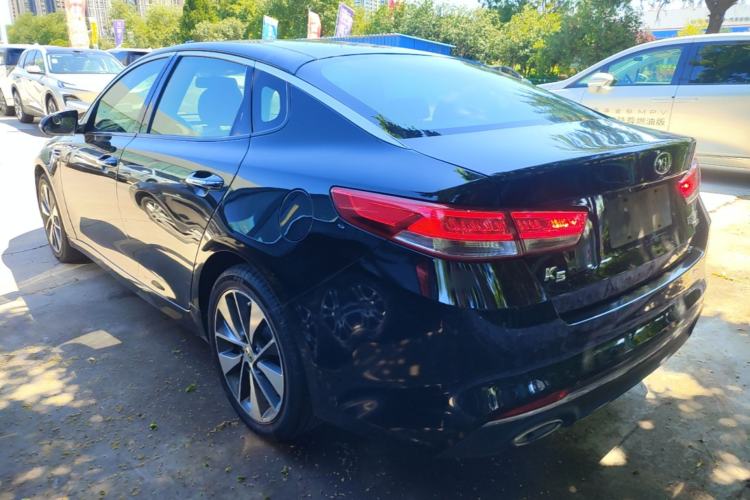 Used Kia K5 2016 2.0L Automatic LUX Rear Left 45 Deg