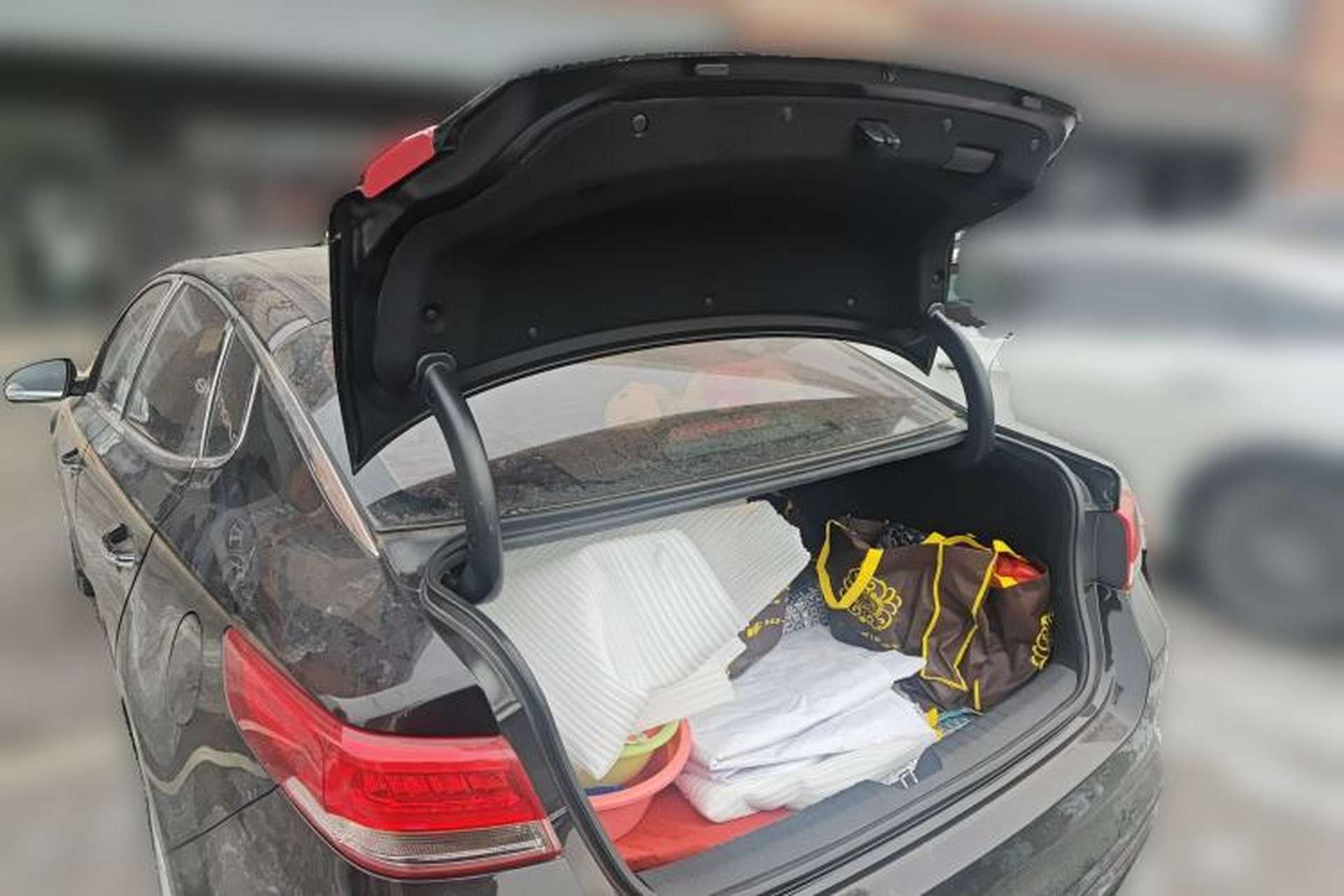Used Kia K5 2016 1.6T Automatic LUX Trunk