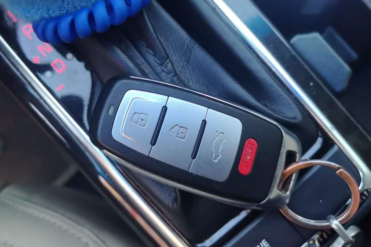 Used Kia K5 2016 1.6T Automatic LUX Vehicle Key