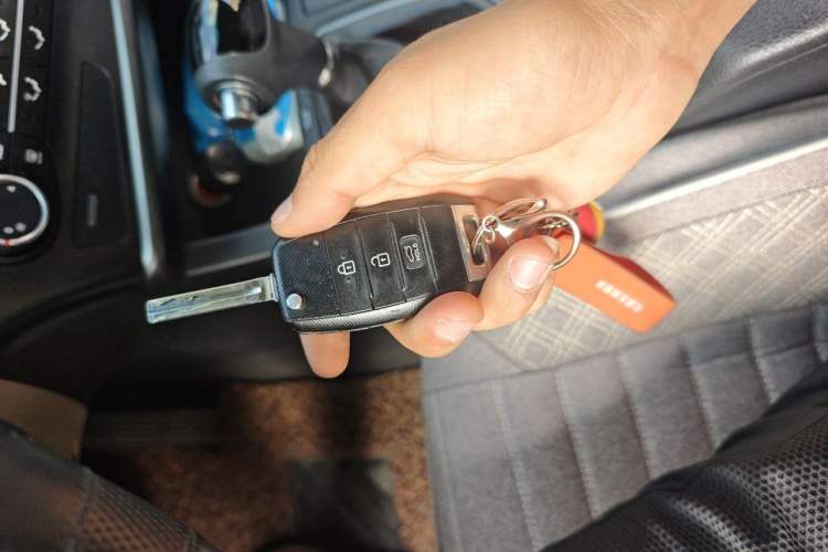 Used Kia K5 2016 2.0L Automatic GL Vehicle Key