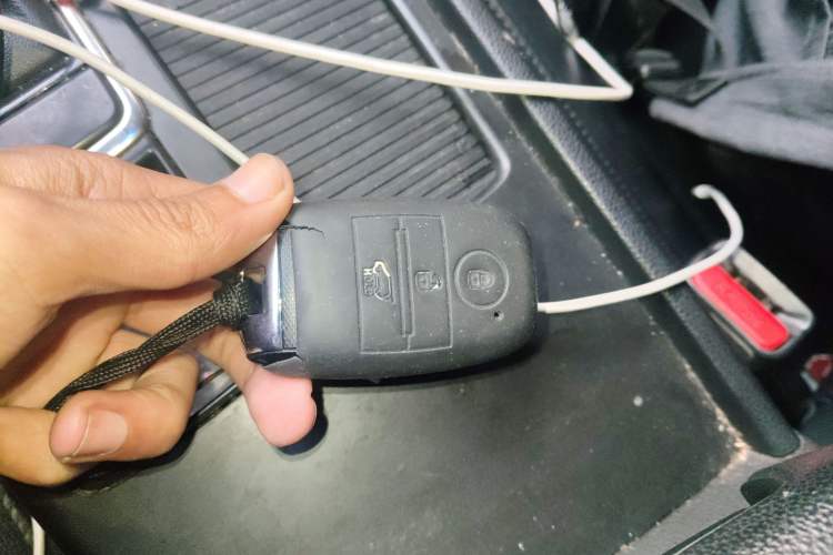 Used Kia K5 2016 2.0L Hybrid GLS Vehicle Key