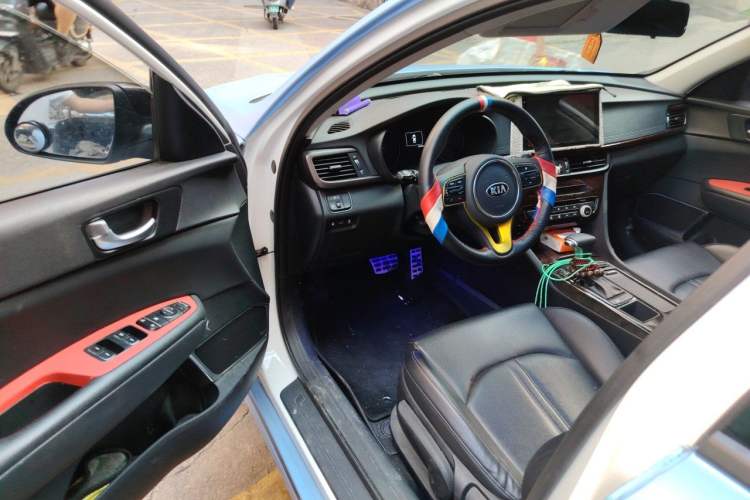 Used Kia K5 2016 2.0L Automatic GLS Driver Seat