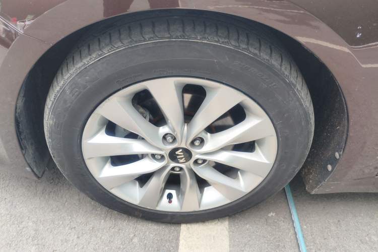 Used Kia K5 2016 1.6T Automatic LUX Exterior 7