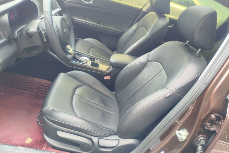 Used Kia K5 2016 1.6T Automatic LUX Left Front Seat