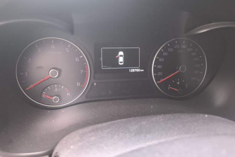 Used Kia K5 2016 2.0L Automatic LUX Odometer Close Up