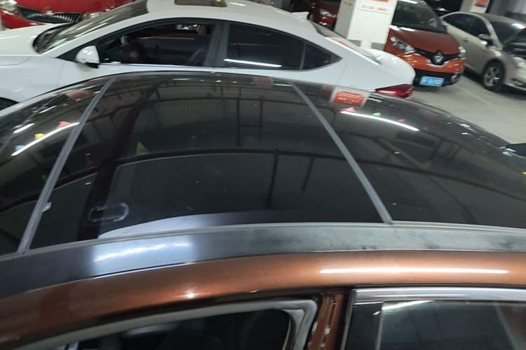 Used Kia K5 2016 1.6T Automatic LUX Roof