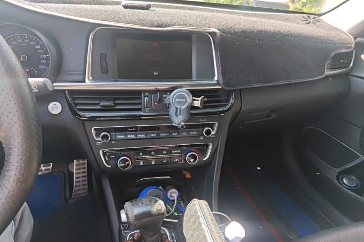 Used Kia K5 2016 1.6T Automatic LUX Audio And AC Panel