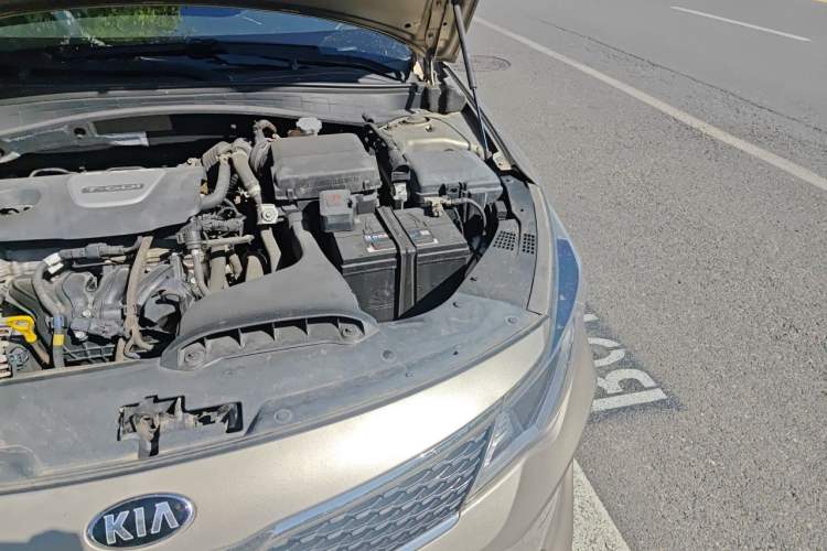 Used Kia K5 2016 1.6T Automatic LUX Engine Bay Left