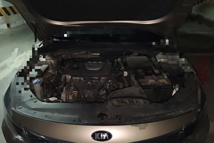 Used Kia K5 2016 1.6T Automatic LUX Engine Bay