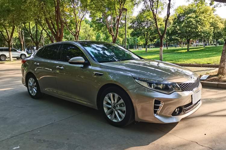 Used Kia K5 2016 1.6T Automatic LUX Exterior 2