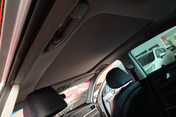 Used Kia K5 2016 1.6T Automatic LUX Headliner