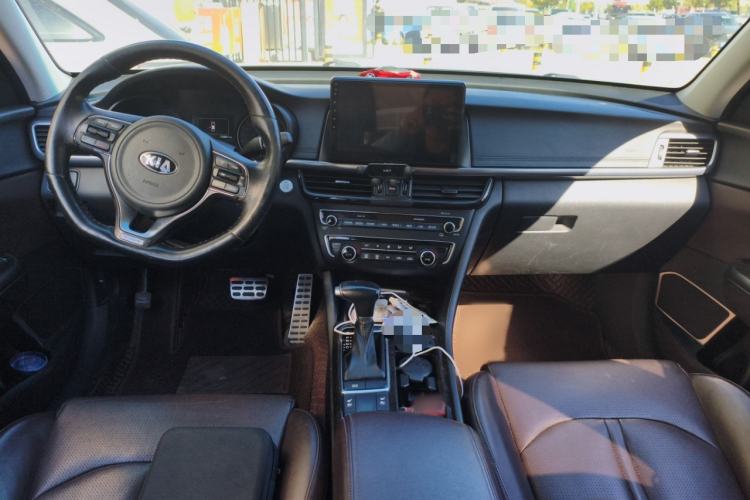 Used Kia K5 2016 1.6T Automatic PRM Interior 2