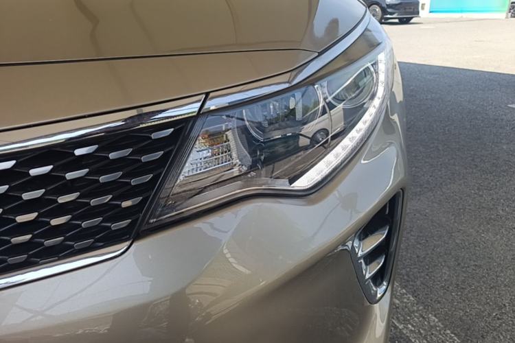 Used Kia K5 2016 1.6T Automatic LUX Left Front Headlight