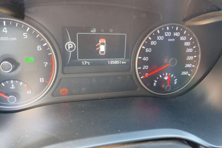 Used Kia K5 2016 1.6T Automatic PRM Odometer Close Up