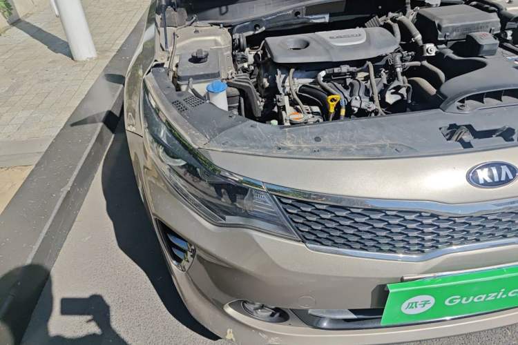 Used Kia K5 2016 1.6T Automatic LUX Right Front Headlight