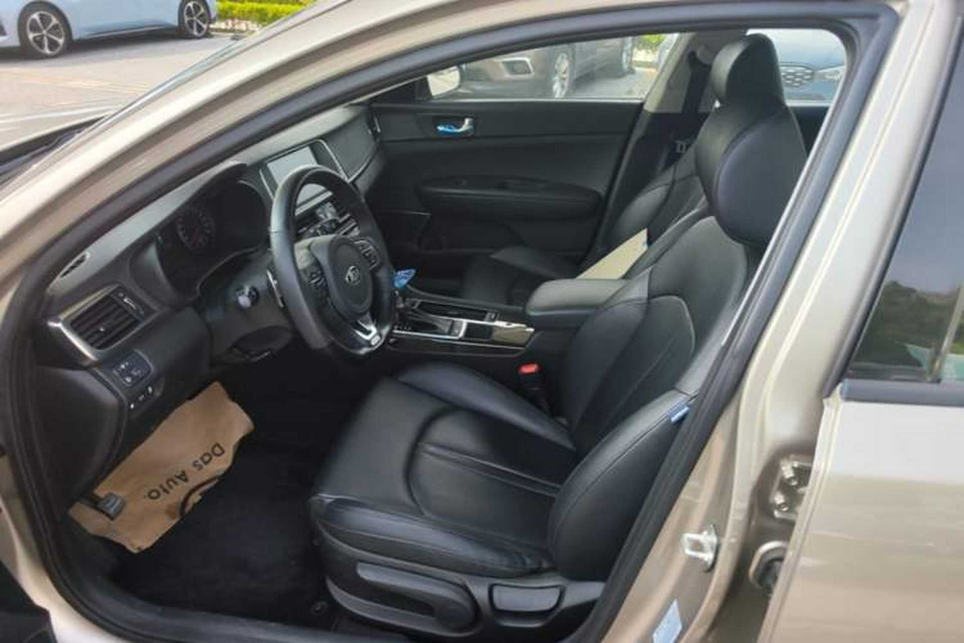 Used Kia K5 2016 1.6T Automatic LUX Left Front Seat