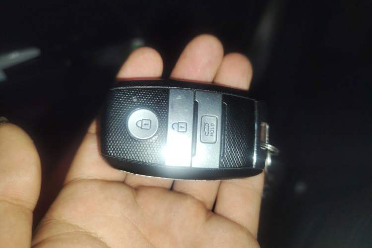 Used Kia K5 2016 1.6T Automatic PRM Vehicle Key