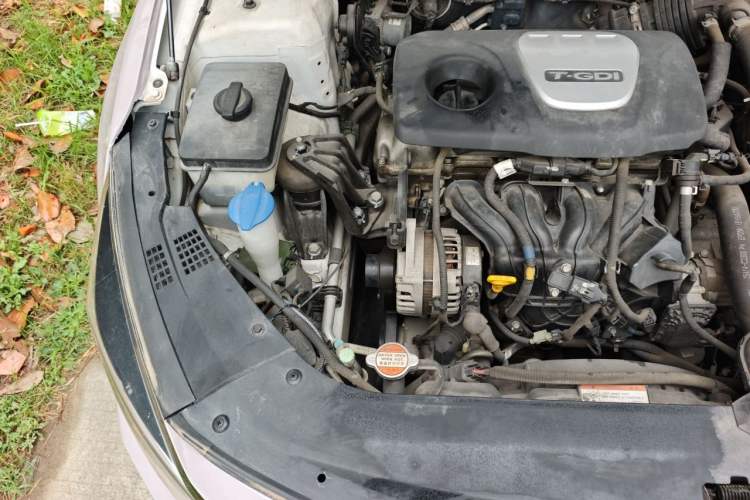 Used Kia K5 2016 1.6T Automatic LUX Engine Bay Right