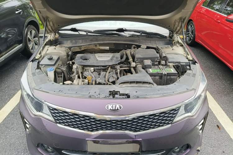 Used Kia K5 2016 1.6T Automatic LUX Engine Bay