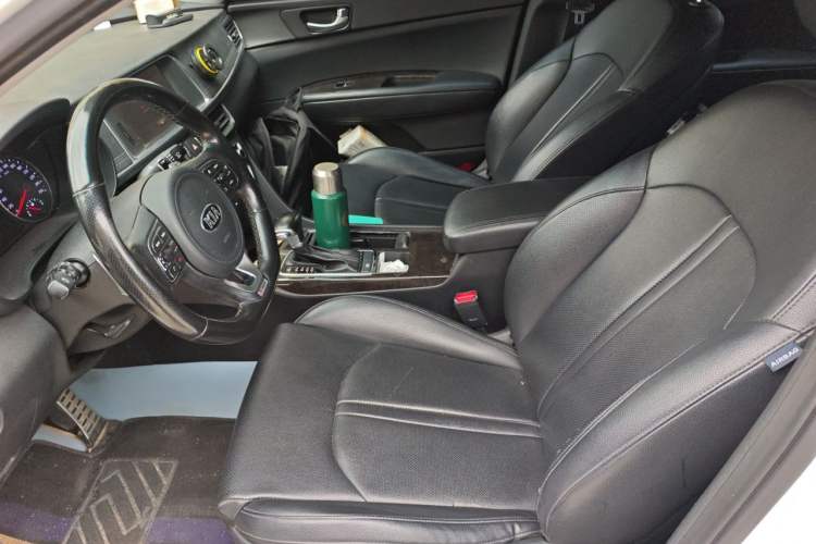 Used Kia K5 2016 1.6T Automatic LUX Left Front Seat