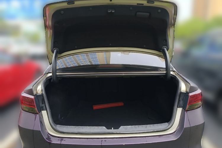 Used Kia K5 2016 1.6T Automatic LUX Trunk