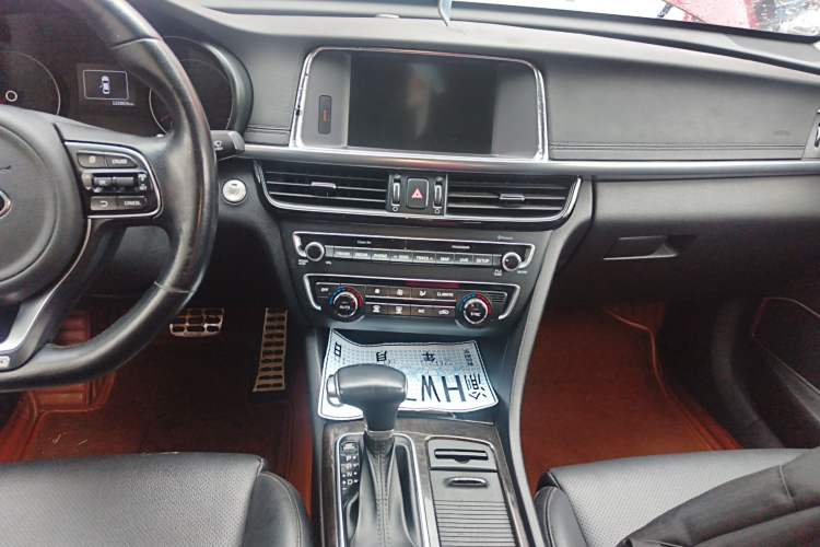 Used Kia K5 2016 1.6T Automatic LUX Audio And AC Panel