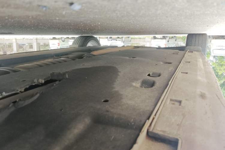 Used Kia K5 2016 2.0L Automatic LUX Chassis Front Right