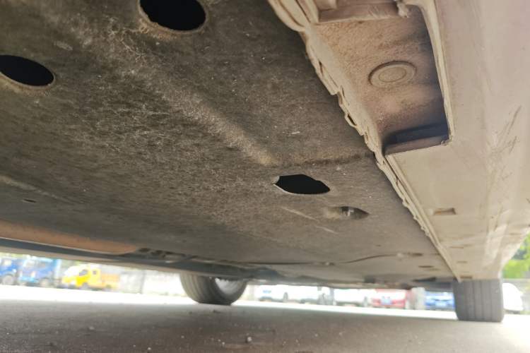 Used Kia K5 2016 2.0L Automatic LUX Chassis Rear Right