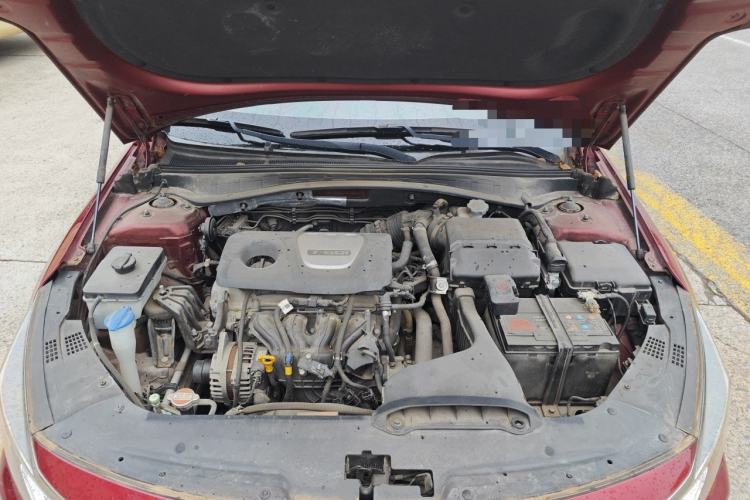 Used Kia K5 2016 1.6T Automatic LUX Engine Bay