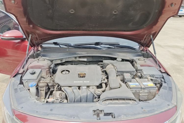 Used Kia K5 2016 2.0L Automatic LUX Engine Bay