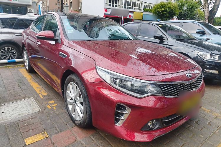 Used Kia K5 2016 1.6T Automatic LUX Front Right 45 Deg