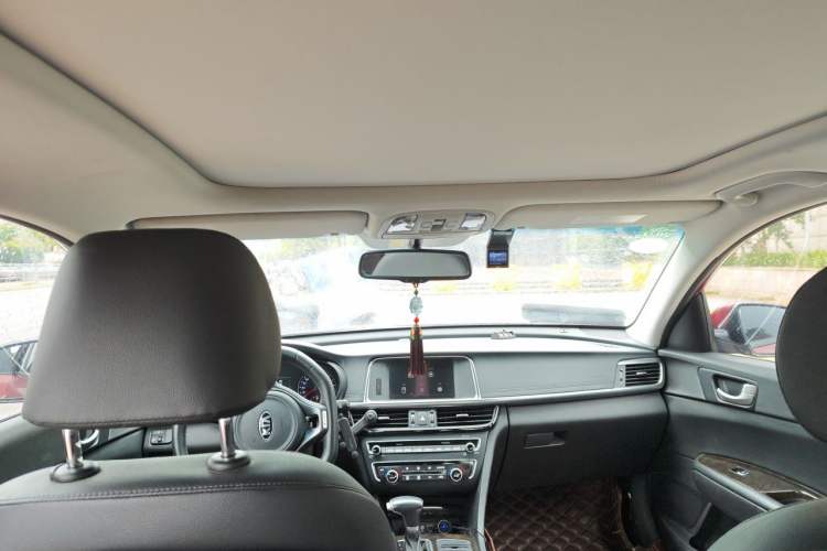 Used Kia K5 2016 1.6T Automatic LUX Headliner